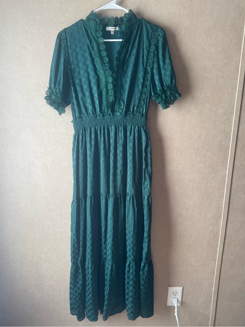 Women's Emerald Green Lace-Trim Tiered Midi Dress